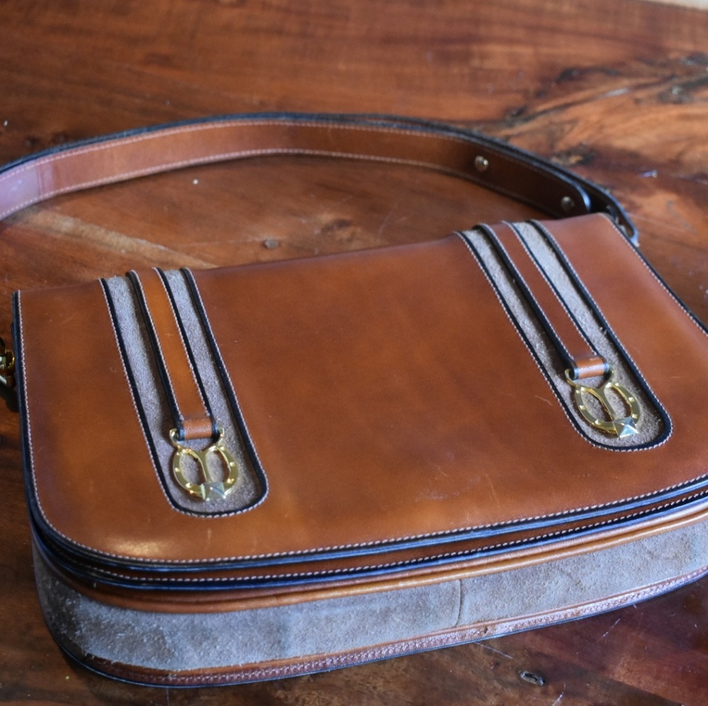 Leather handbag